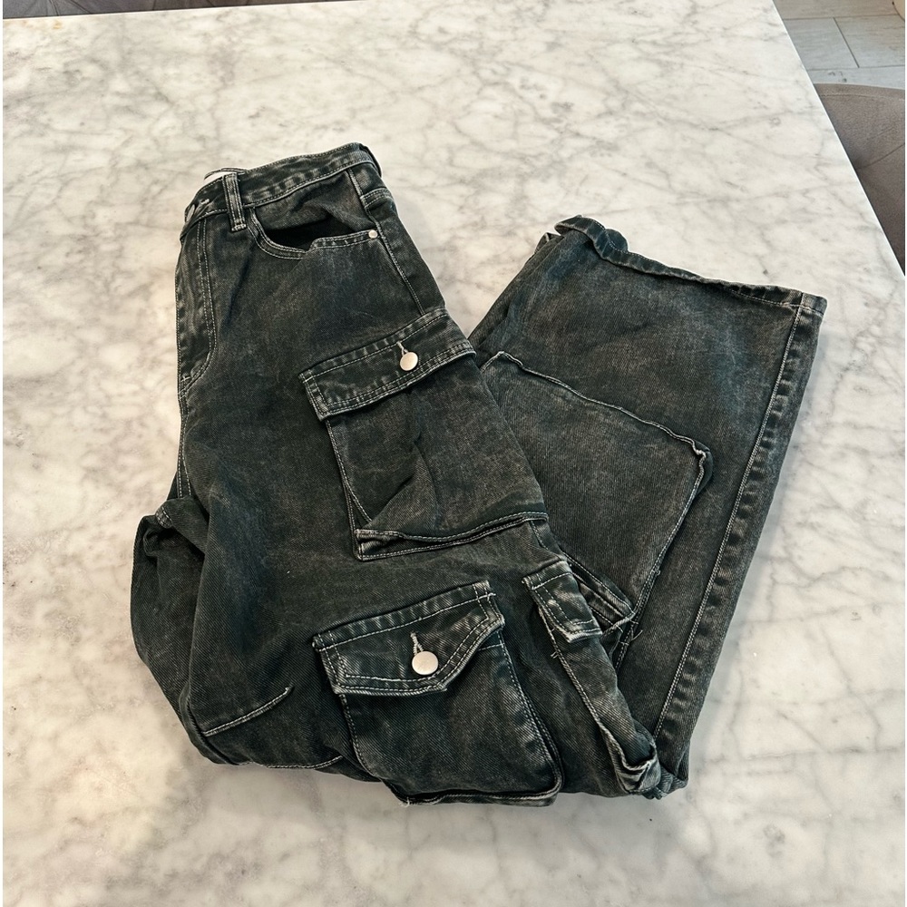 Fashion Nova Lily Cargo Jeans